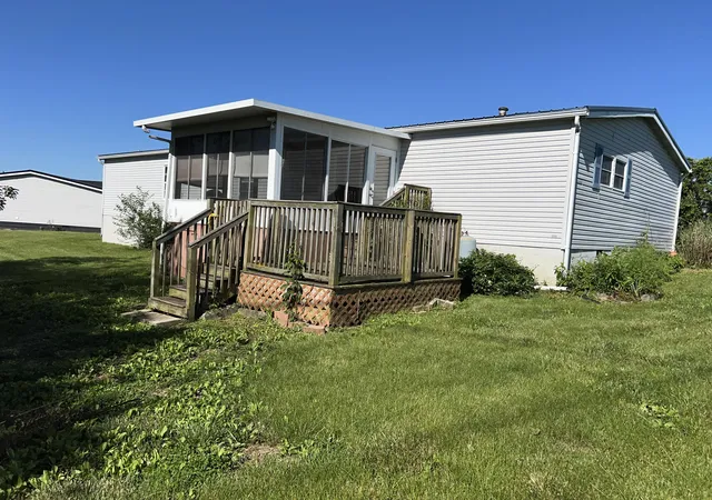 Homes for sale in Flemingsburg, KY | 31 Ridgecrest Cir, Flemingsburg, KY 41041 | MLS# 26012774