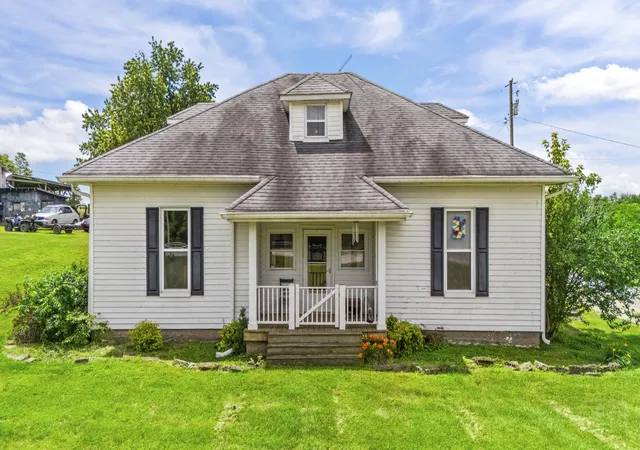 Homes for sale in Ewing, KY | 2997 US 68, Ewing, KY 41039 | MLS# 26012874