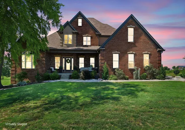 Photo 2 of Sale Pending at 712 Stonebriar Ct, Richmond, KY 40475 | MLS# 26015114 | Listing updated on 2026-09-09