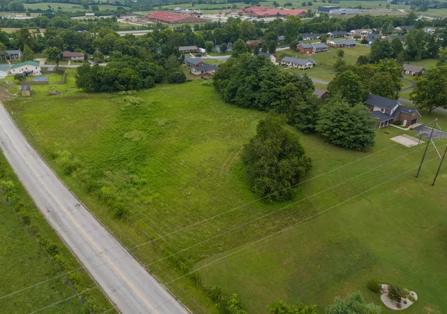 2nd image of 1 Old Wilderness Trl, Richmond, KY 40475 | MLS# 26012949