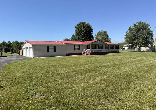 Homes for sale in Russell Springs, KY | 524 Parks Ridge Rd, Russell Springs, KY 42642 | MLS# 26012873