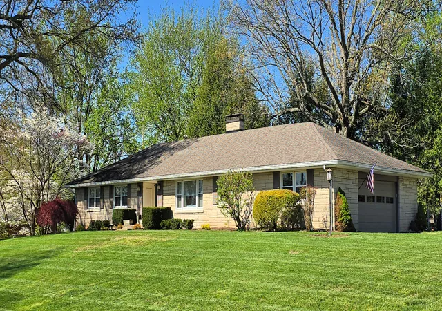1st image of 3101 Trinity Rd, Lexington, KY 40503 | MLS# 26012879