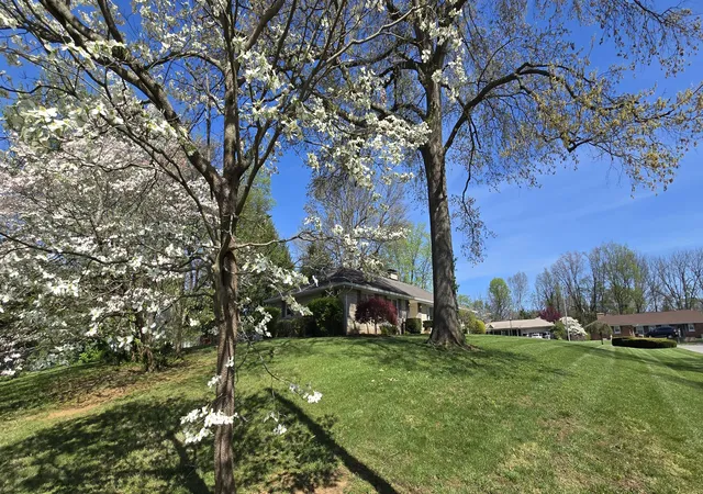 5th image of 3101 Trinity Rd, Lexington, KY 40503 | MLS# 26012879