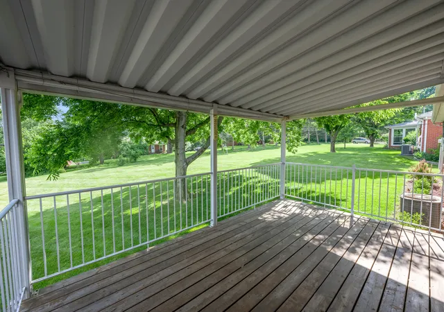 Homes for sale in Frankfort, KY | 124 Kimberly Dr, Frankfort, KY 40601 | MLS# 26012961