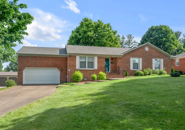Homes for sale in Frankfort, KY | 124 Kimberly Dr, Frankfort, KY 40601 | MLS# 26012961