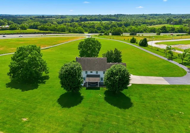 Homes for sale in Lawrenceburg, KY | 1216 Bypass, Lawrenceburg, KY 40342 | MLS# 26012976