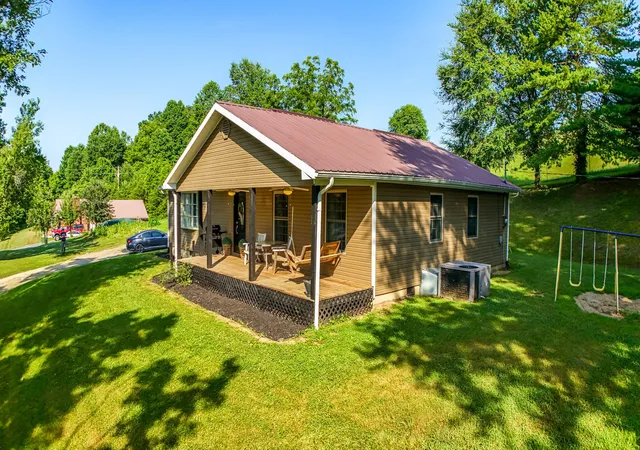 Homes for sale in Cannon, KY | 4887 Ky 11, Cannon, KY 40923 | MLS# 26012973