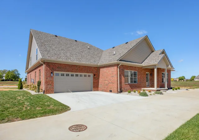 Homes for sale in Mt Sterling, KY | 56 Lakin Ln, Mt Sterling, KY 40353 | MLS# 26012974