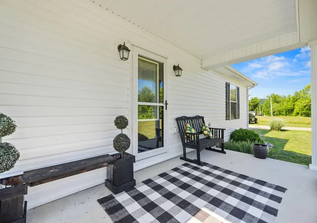 Homes for sale in Clay City, KY | 15 Rose Ln, Clay City, KY 40312 | MLS# 26012990