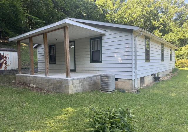 Homes for sale in Williamsburg, KY | 1448 Briar Creek Rd, Williamsburg, KY 40769 | MLS# 26012997