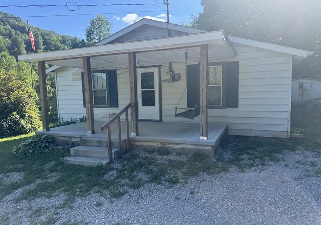 Homes for sale in Williamsburg, KY | 1448 Briar Creek Rd, Williamsburg, KY 40769 | MLS# 26012997