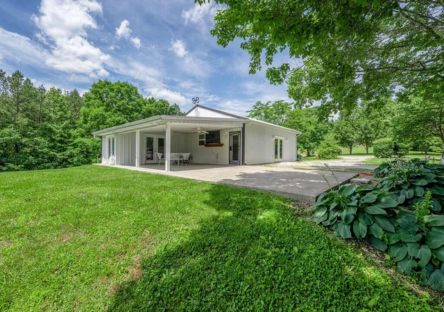Homes for sale in Jeffersonville, KY | 380 Gales Trl, Jeffersonville, KY 40337 | MLS# 26013099
