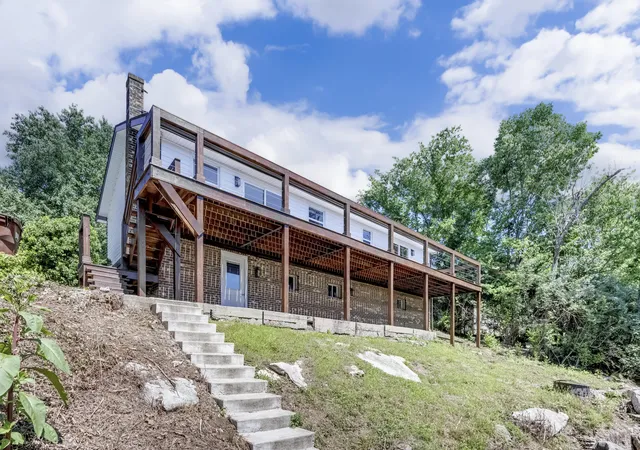 2nd image of 3075 Waterworks Rd, Danville, KY 40422 | MLS# 26013201