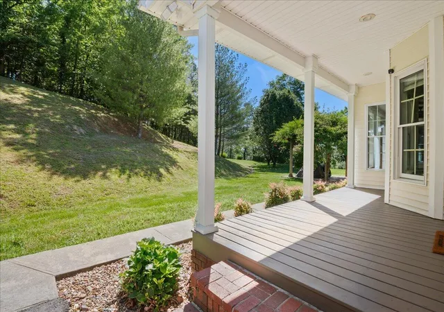 Homes for sale in Manchester, KY | 342 Jarve Hollow Rd, Manchester, KY 40962 | MLS# 26013079