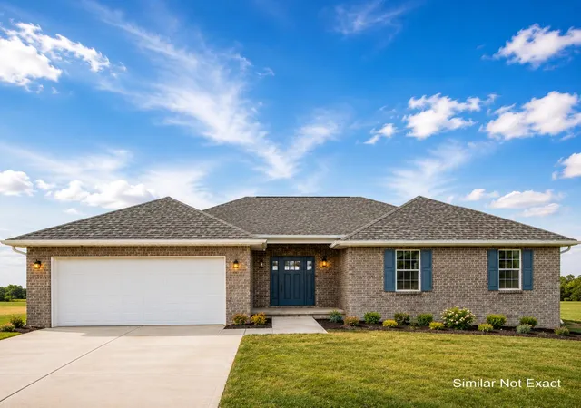 Homes for sale in Somerset, KY | 385 Lone Oak Dr, Somerset, KY 42503 | MLS# 26013101