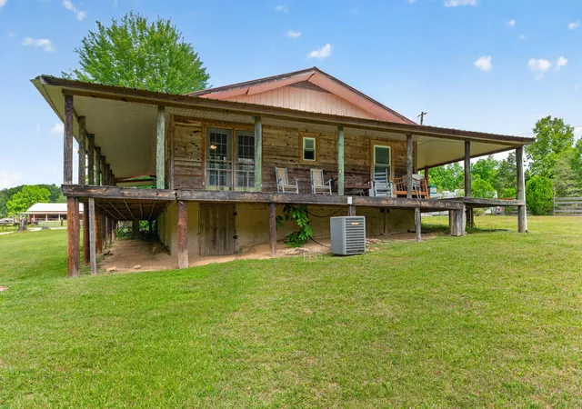 Homes for sale in Woodbine, KY | 978 State Hwy 1064, Woodbine, KY 40771 | MLS# 26013071