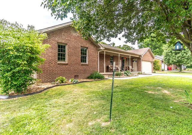 1st image of 128 S Cumberland St, Berea, KY 40403 | MLS# 26013333