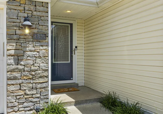 4th image of 1123 Richliev Ln, Frankfort, KY 40601 | MLS# 26013543