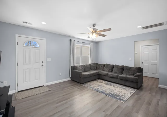 Photo 2 of Single family home for sale at 1794 Adams Rd, Corbin, KY 40701 | MLS# 26013097 | Listing updated on 2026-06-11