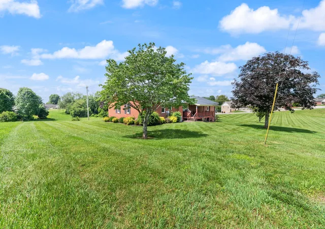 Homes for sale in Somerset, KY | 1314 Kit Cowan Rd, Somerset, KY 42501 | MLS# 26013185