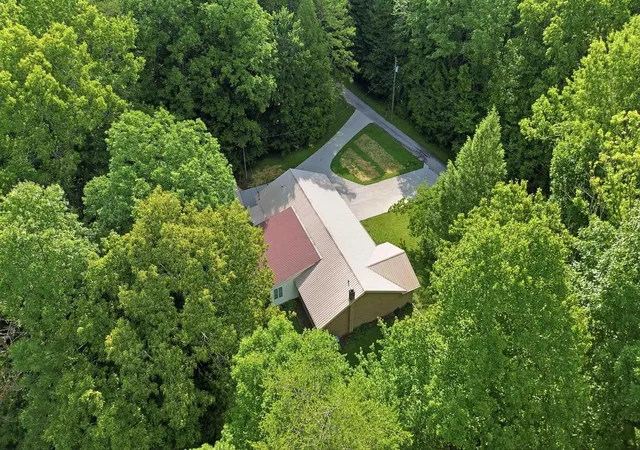 Homes for sale in Corbin, KY | 176 Redwood Ln, Corbin, KY 40701 | MLS# 26013219
