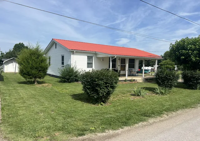 Homes for sale in Monticello, KY | 12 Maple St, Monticello, KY 42633 | MLS# 26013255