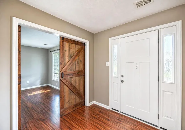 Homes for sale in Paris, KY | 125 Old Post Rd, Paris, KY 40361 | MLS# 26013979