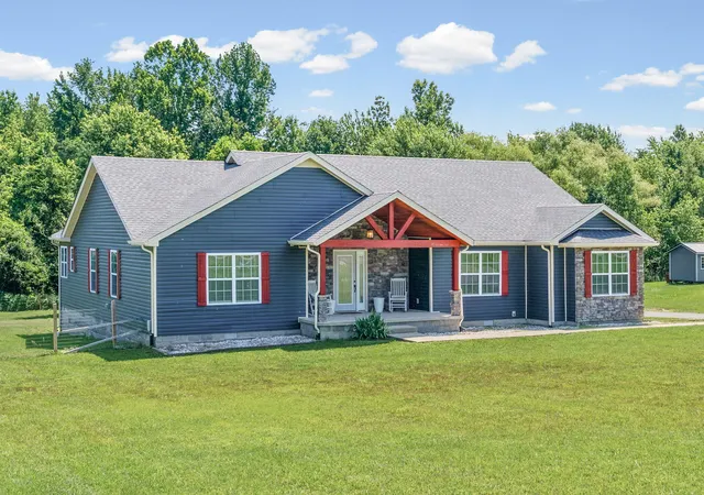Homes for sale in Russellville, KY | 324 Marshall Rd, Russellville, KY 42276 | MLS# 26013170