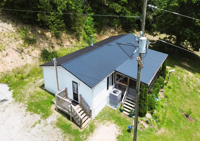 Homes for sale in Barbourville, KY | 1041 State Hwy 1809, Barbourville, KY 40906 | MLS# 26013595