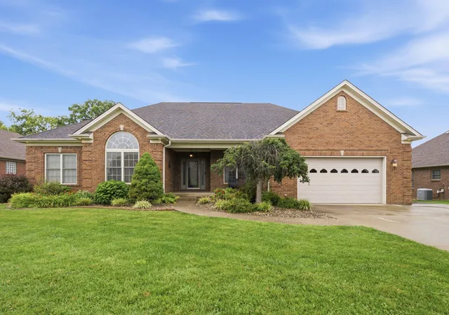 Homes for sale in Lawrenceburg, KY | 1092 Scenic Garden, Lawrenceburg, KY 40342 | MLS# 26013190
