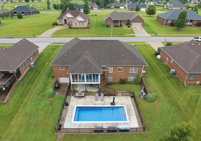 Homes for sale in Lawrenceburg, KY | 1092 Scenic Garden, Lawrenceburg, KY 40342 | MLS# 26013190