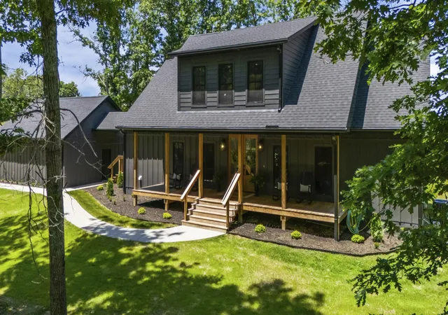 1st image of 330 Spencer Ln, Winchester, KY 40391 | MLS# 26013217