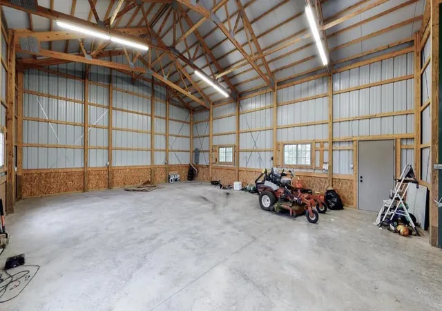 Photo 4 of Sale Pending at 4263 Bethel Rd, Lexington, KY 40511 | MLS# 26013519 | Listing updated on 2026-06-17