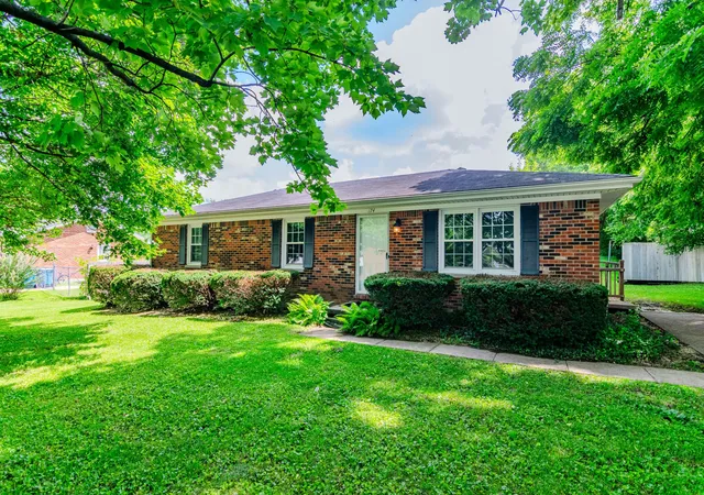 Homes for sale in Lawrenceburg, KY | 174 Fairview Ave, Lawrenceburg, KY 40342 | MLS# 26013373