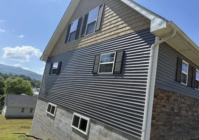 3rd image of 717 S 27Th St, Middlesboro, KY 40965 | MLS# 26013256