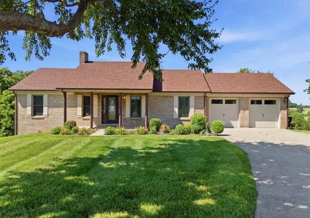 Homes for sale in Richmond, KY | 113 Deer Creek Dr, Richmond, KY 40475 | MLS# 26013269