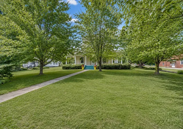 Homes for sale in Danville, KY | 6590 Alum Springs Rd, Danville, KY 40422 | MLS# 26013682