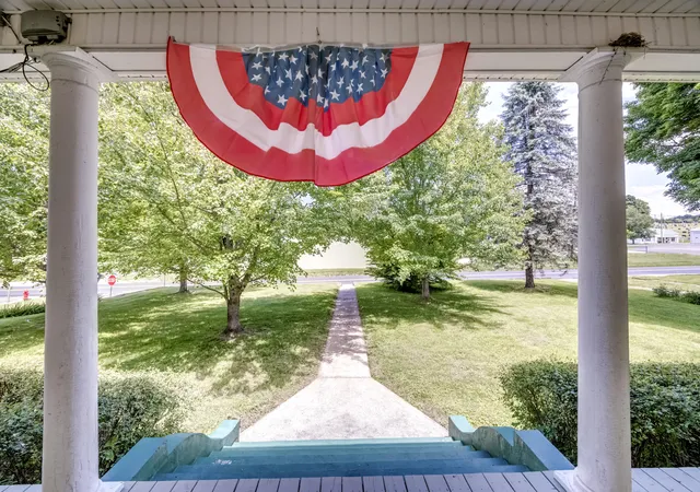 Photo 3 of Single family home for sale at 6590 Alum Springs Rd, Danville, KY 40422 | MLS# 26013682 | Listing updated on 2026-09-22