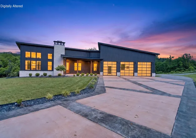 Photo 3 of Sale Pending at 75 Deer Chase Rd, Danville, KY 40422 | MLS# 26013575 | Listing updated on 2026-10-02
