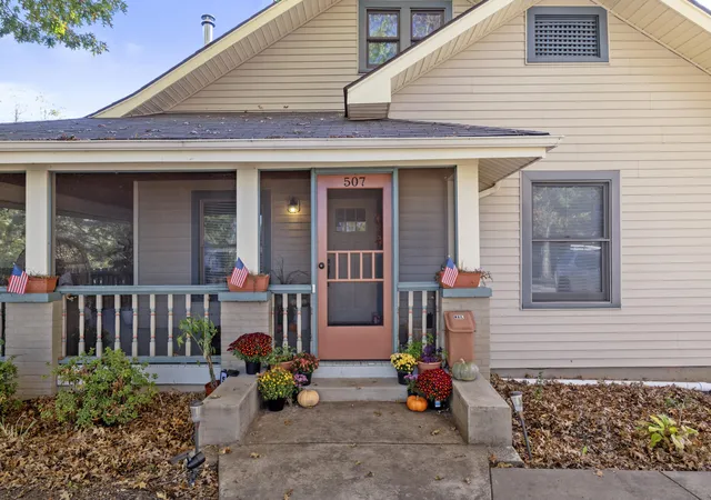 Homes for sale in Murray, KY | 507 S 6th St, Murray, KY 42071 | MLS# 26014186