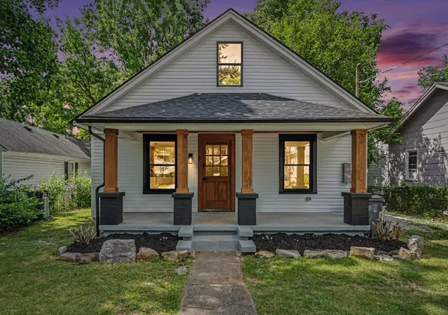 Photo 1 of Sale Pending at 321 Preston Ave, Lexington, KY 40502 | MLS# 26014747 | Listing updated on 2026-08-17