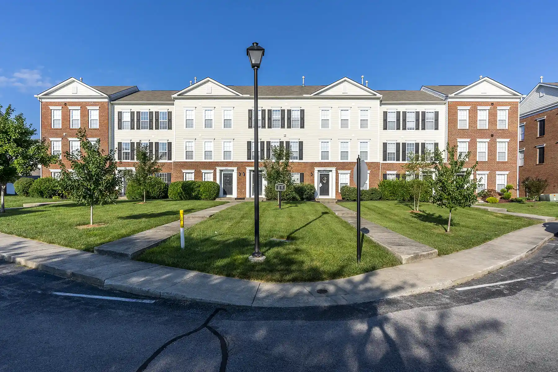 Listing Photo 40 - Condo for sale in 2441 Lady Bedford Pl located at 2441 Lady Bedford Pl, Lexington, KY 40509 - Unit 2441 Lady Bedford Pl