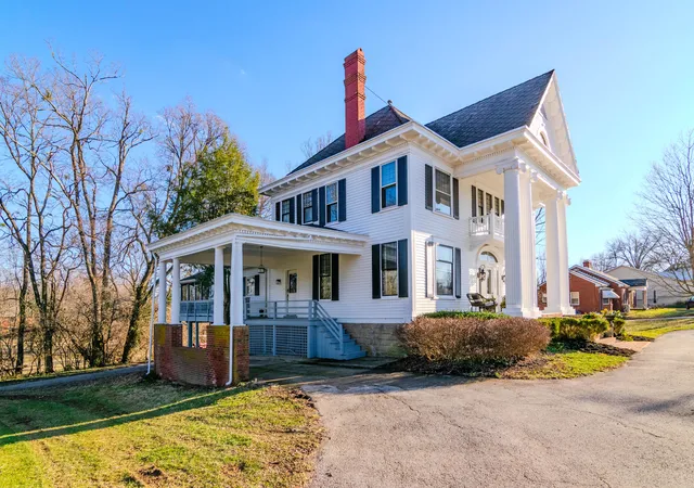 Homes for sale in Winchester, KY | 600 Boone Ave, Winchester, KY 40391 | MLS# 26013378