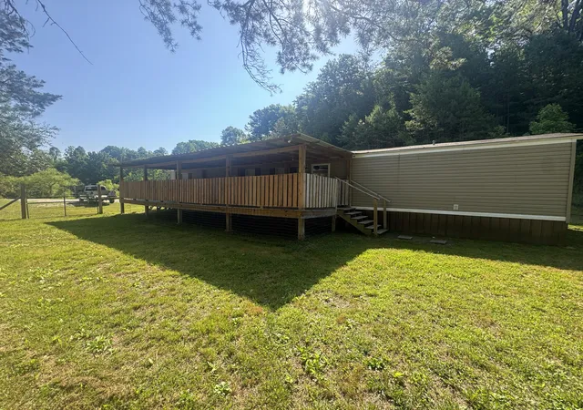 Homes for sale in Mc Kee, KY | 2796 Hwy 89, Mc Kee, KY 40447 | MLS# 26013394