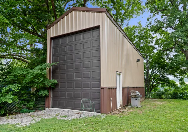Homes for sale in Burnside, KY | 946 E Lakeshore Dr, Burnside, KY 42519 | MLS# 26013426