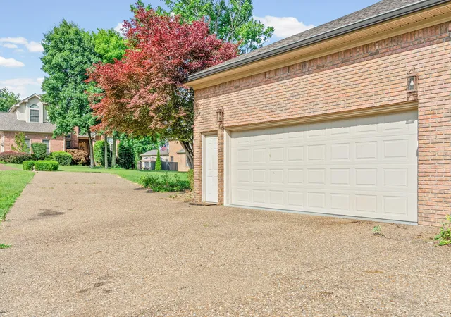 Homes for sale in Hopkinsville, KY | 3649 Steeplechase Ln, Hopkinsville, KY 42240 | MLS# 26013470