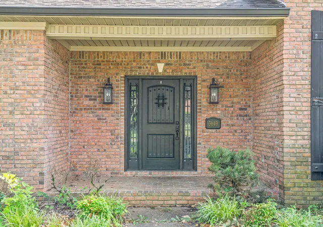 Homes for sale in Hopkinsville, KY | 3649 Steeplechase Ln, Hopkinsville, KY 42240 | MLS# 26013470