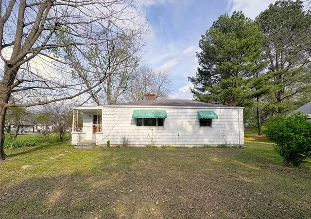 Homes for sale in Murray, KY | 601 Broad St, Murray, KY 42071 | MLS# 26014262