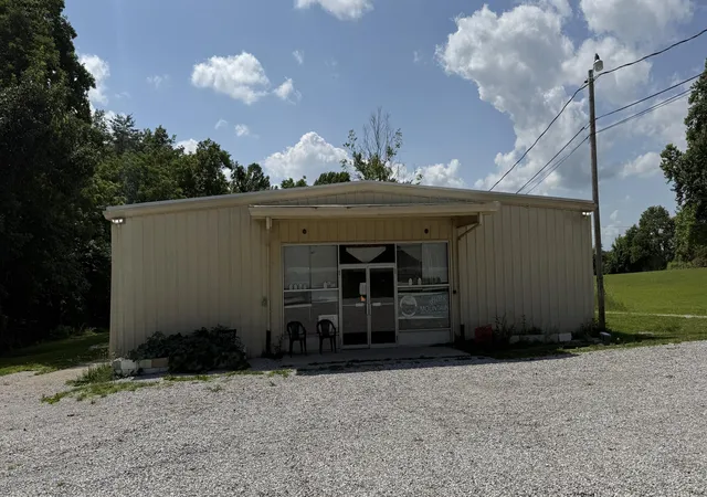 Photo 3 of Single family home for sale at 1315 Gabbardtown Rd, Berea, KY 40403 | MLS# 26013508 | Listing updated on 2026-09-25