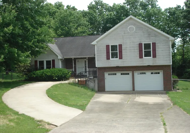 Homes for sale in Georgetown, KY | 111 Sheppard Ct, Georgetown, KY 40324 | MLS# 26013507